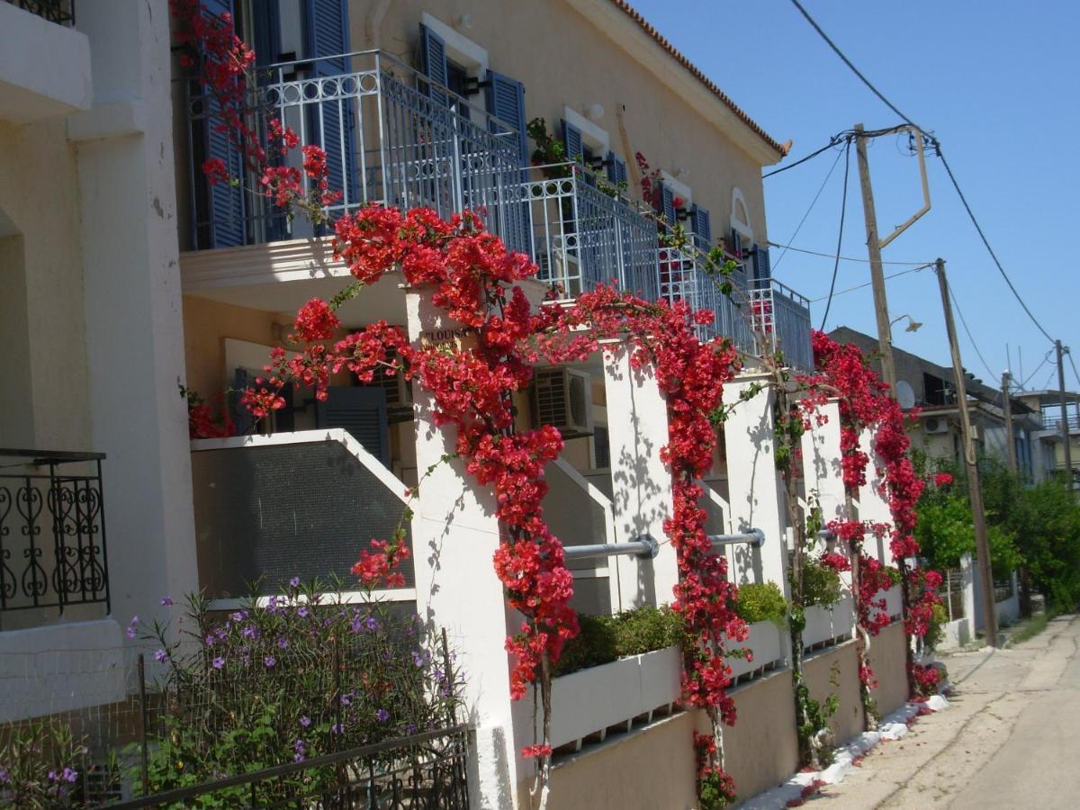Louisa Studios Poros  Buitenkant foto