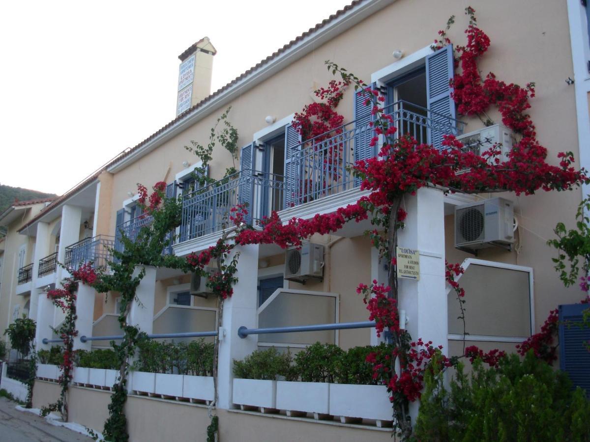 Louisa Studios Poros  Buitenkant foto